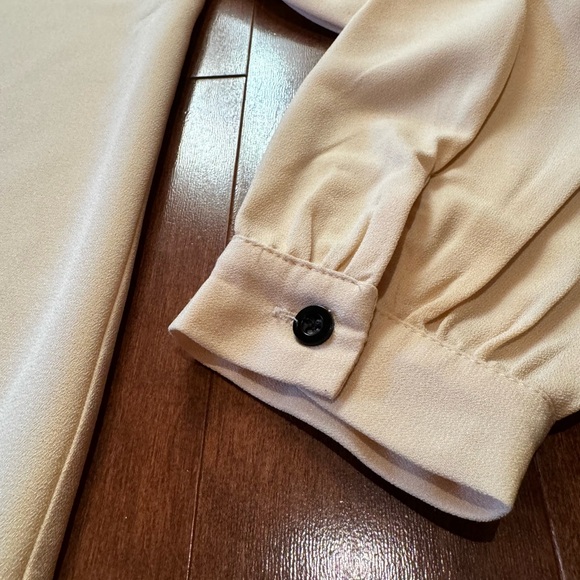 Vintage Peter pan collar blouse - Picture 6 of 9